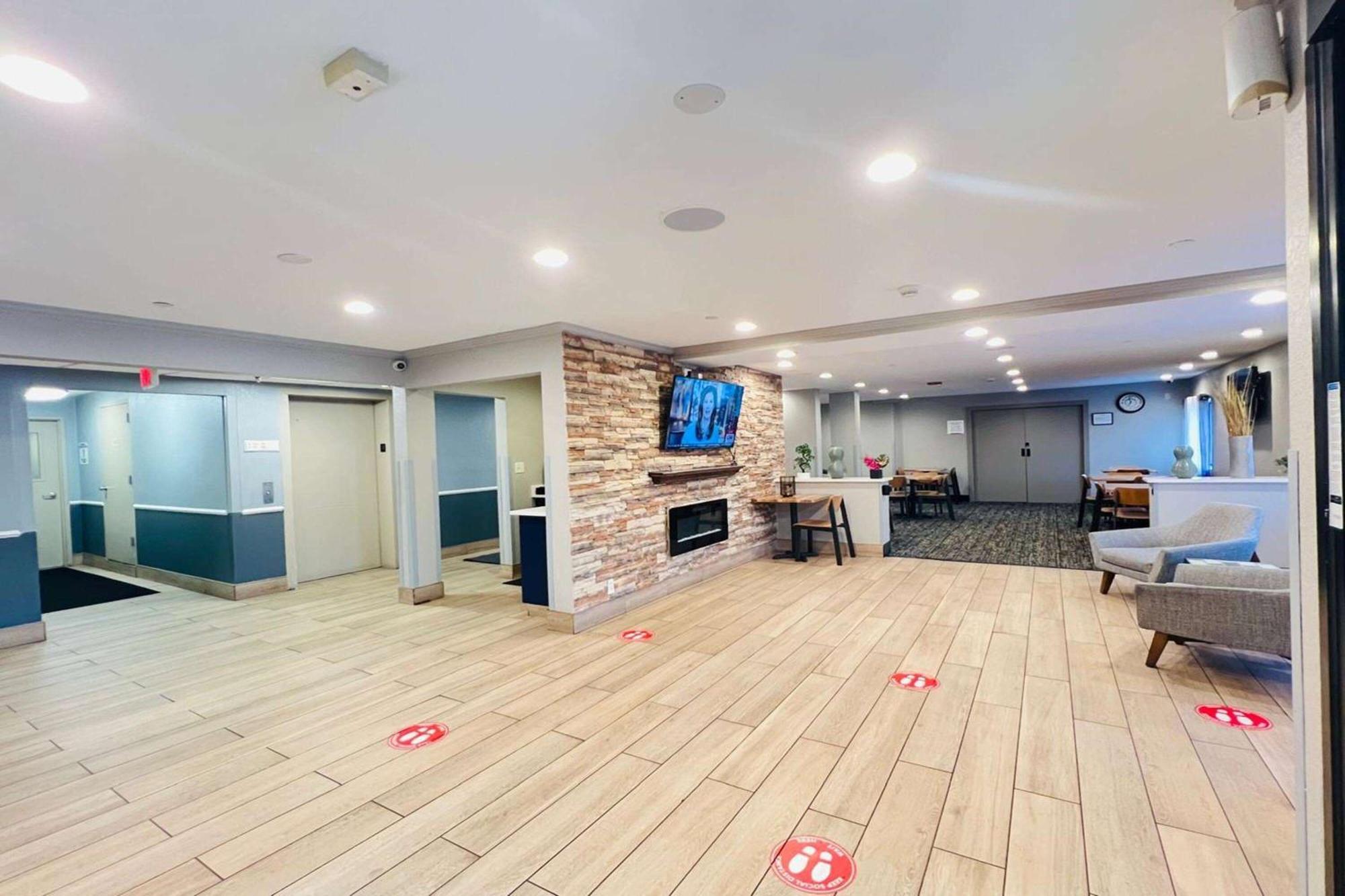 Americinn By Wyndham Glendale Milwaukee Whitefish Bay Ngoại thất bức ảnh