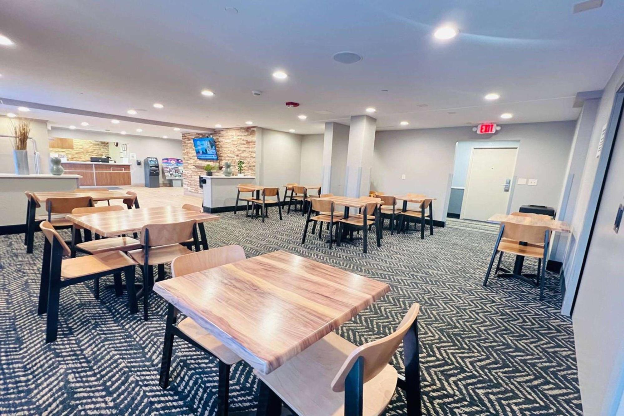 Americinn By Wyndham Glendale Milwaukee Whitefish Bay Ngoại thất bức ảnh